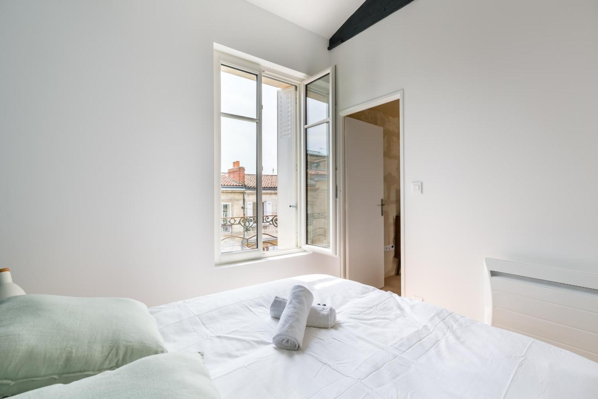 Magnifiques Appartements Climatises En Plein Coeur Des Chartrons ボルドー エクステリア 写真